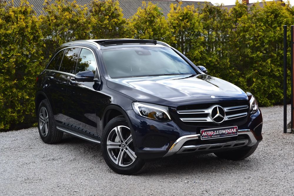 Mercedes-Benz GLC I (2015-2022) 300 4Matic 9G-TRONIC AMG Line 2018
