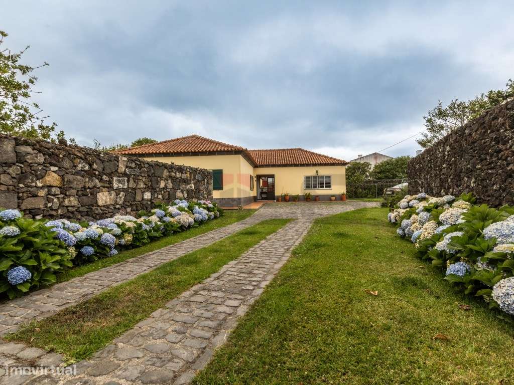 Moradia Térrea Isolada - Pico da Pedra-35