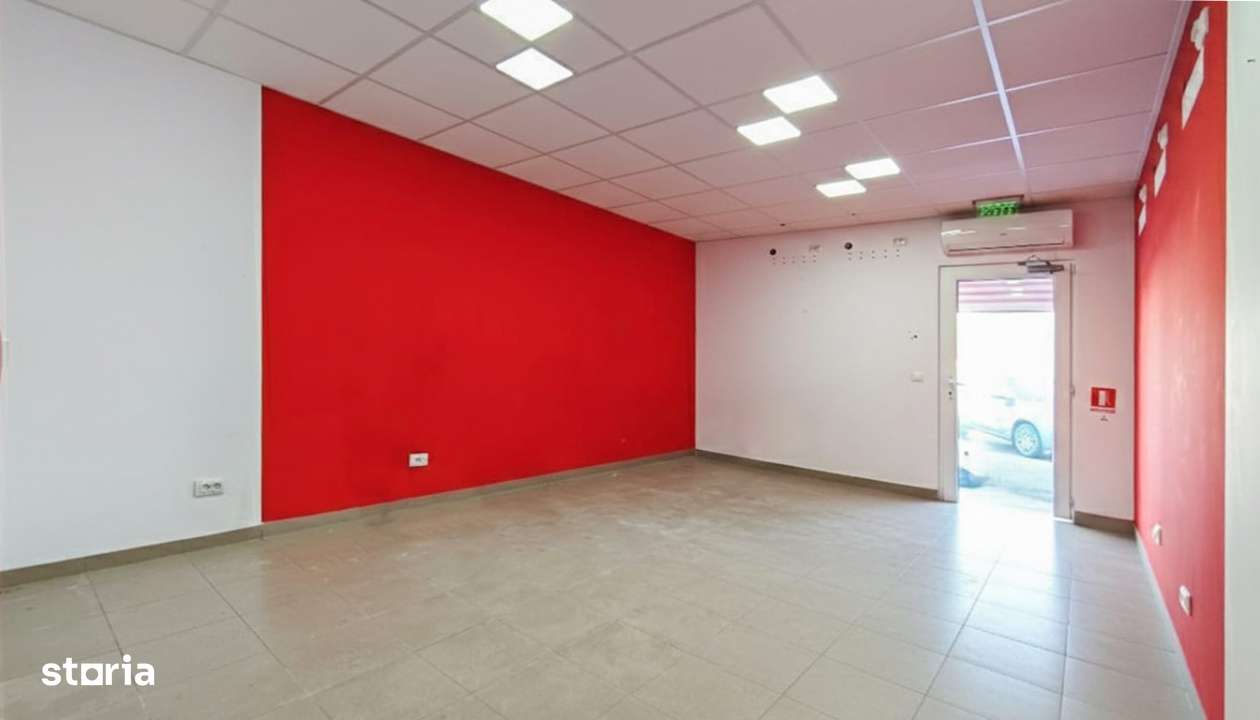 Spatiu comercial si locuinta deasupra- Statiunea Neptun- Investitie Li-2