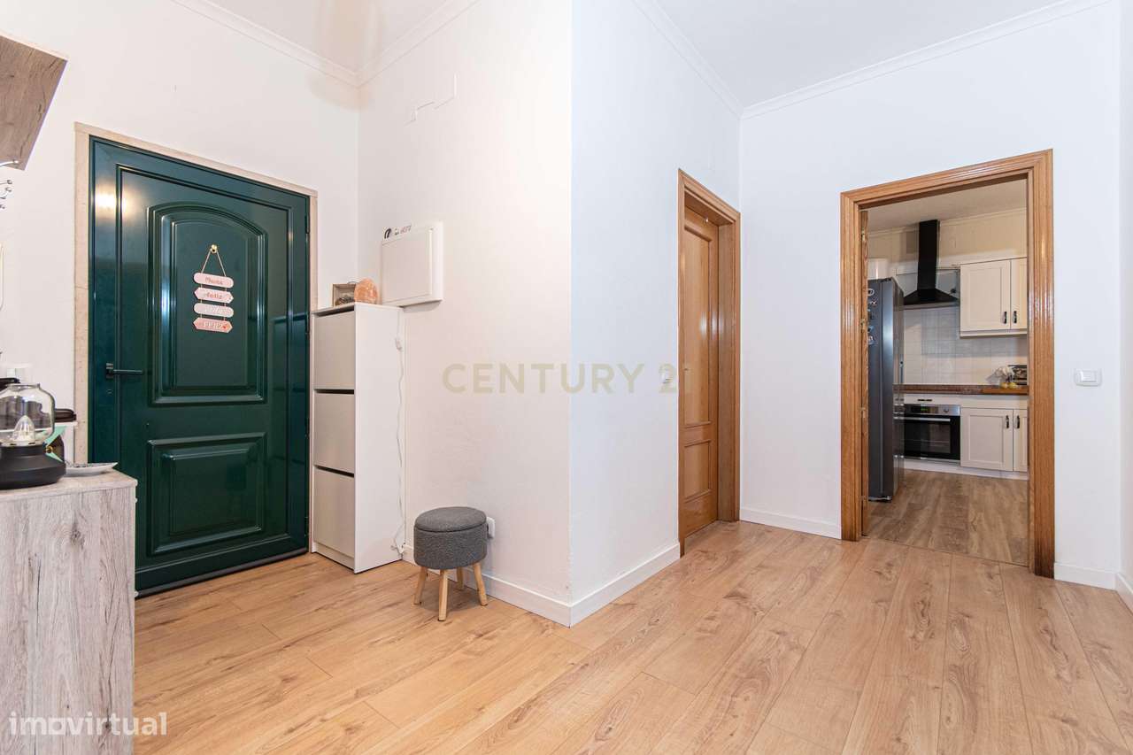 Apartamento Renovado em Samora Correia, Benavente-15