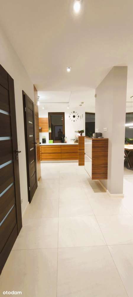 Energooszczędny i komfortowy dom z garażem i ogrodem, Ziemnice - Pełny obrazek: 4/20