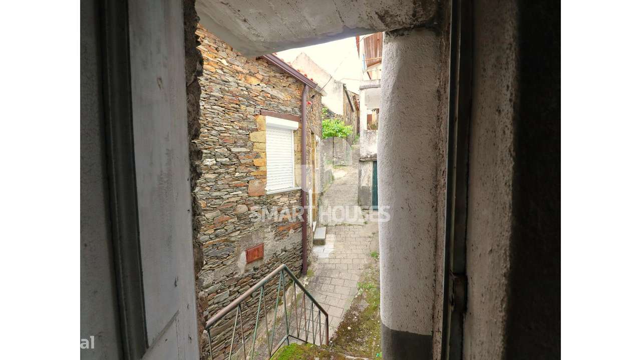 Moradia T1+2 Sorgaçosa c/ terreno-9