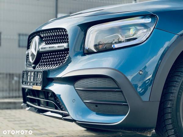 Mercedes-Benz GLB - 18