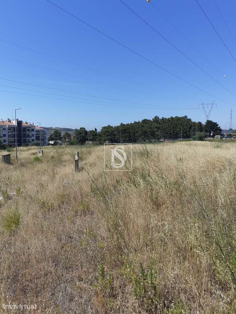 Terreno para construção de Moradia  unifamiliar-3