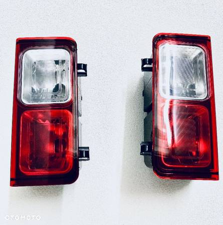 Lampa tylna tył cofania prawa lewa Opel Vivaro Renault Trafic Fiat Talento po 2014 - 1