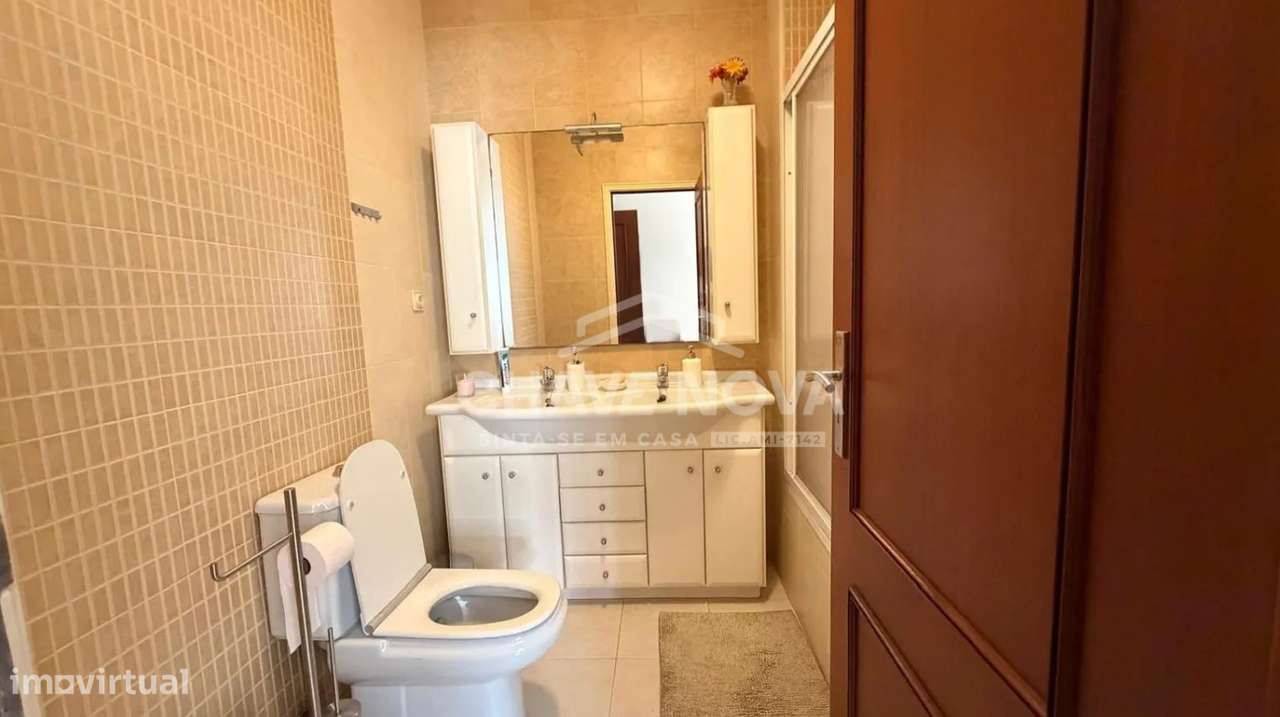 Apartamento T5 no Centro de Vila Nova de Gaia-17