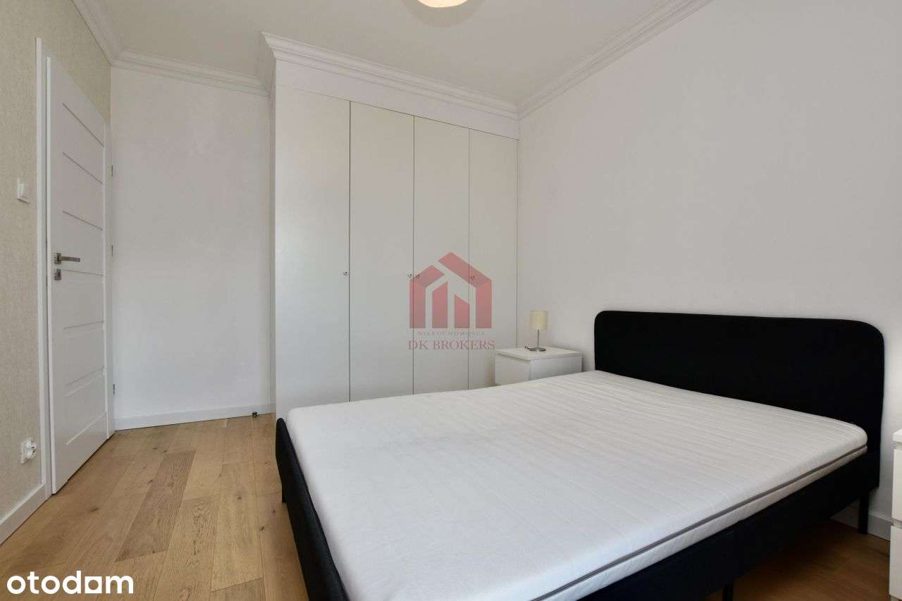 salon z aneksem + 2 sypialnie, Capital Towers-7