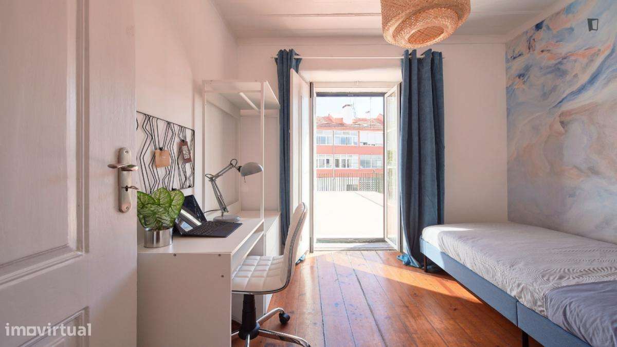 Quarto - localizado em Ajuda Lisbon - Grande imagem: 2/31