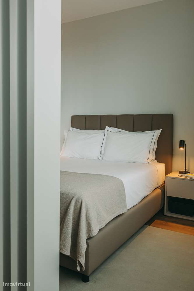 Estúdios modernos totalmente mobilados e equipados, prontos a habitar. - Grande imagem: 3/9