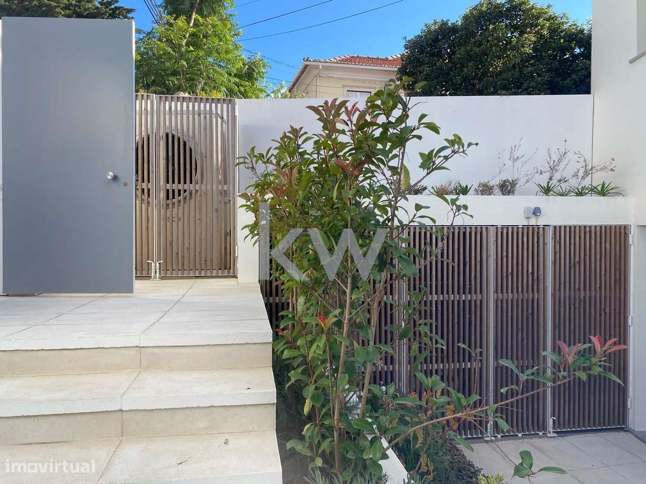 Moradia T4+1 totalmente remodelada||Jardim ||Piscina - Grande imagem: 4/37