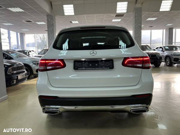 Mercedes-Benz GLC 220 d 4Matic 9G-TRONIC - 9