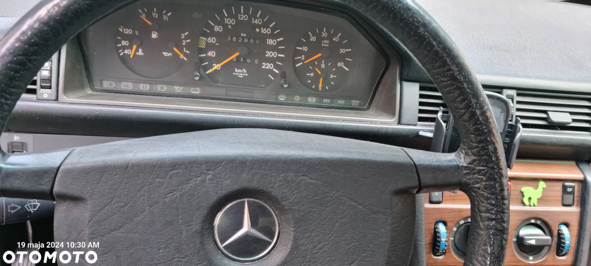 Mercedes-Benz W124 (1984-1993) - 14