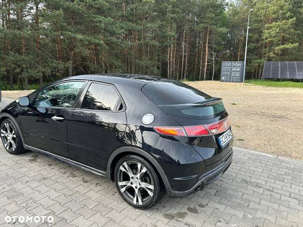 Honda Civic 1.8 Executive - 4