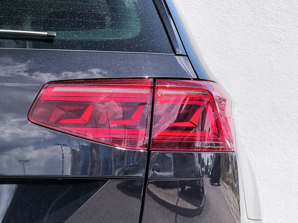 Volkswagen Passat-Variant 2.0 TSI Elegance DSG 2023 — zdjęcie 4