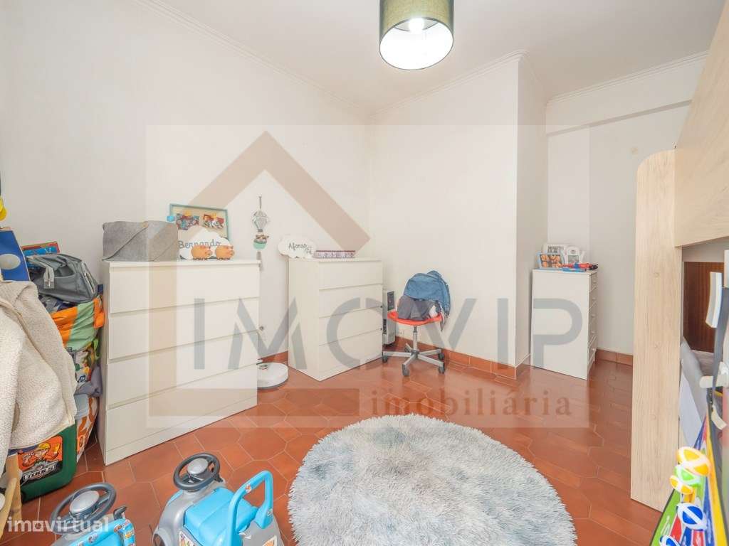 Vende-se apartamento central-14