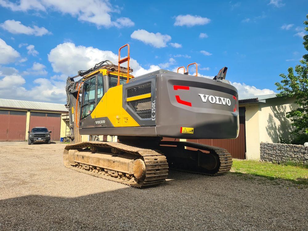 Volvo Ec 250 el 2019
