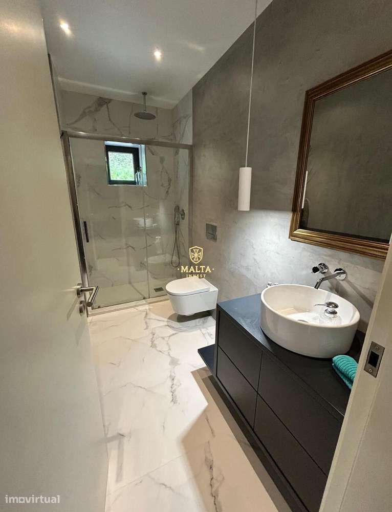 MORADIA EM PEDRA T2 – Charme Antigo com Conforto Moderno-20