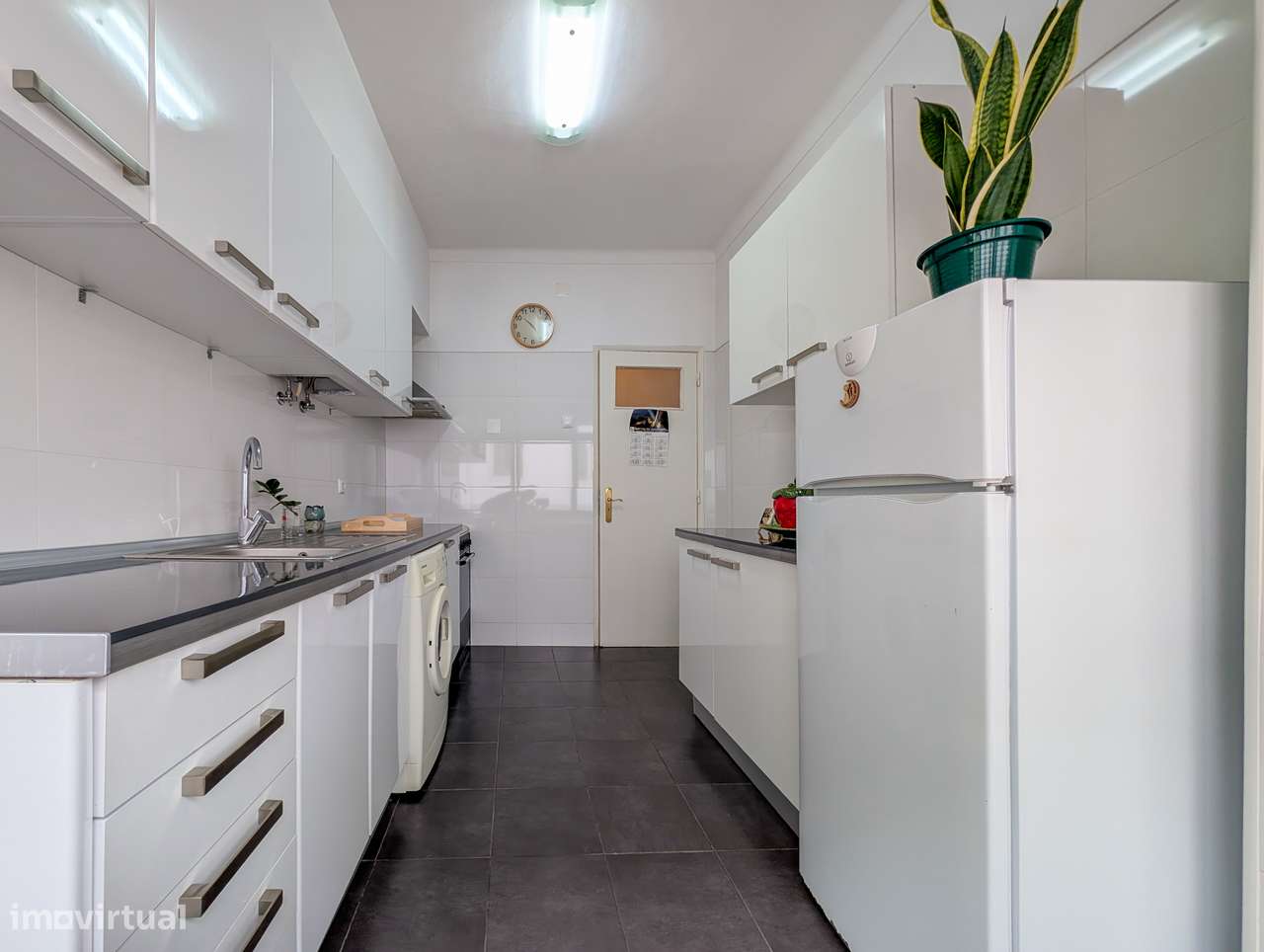 Apartamento T1 no Barreiro com boa localização-3