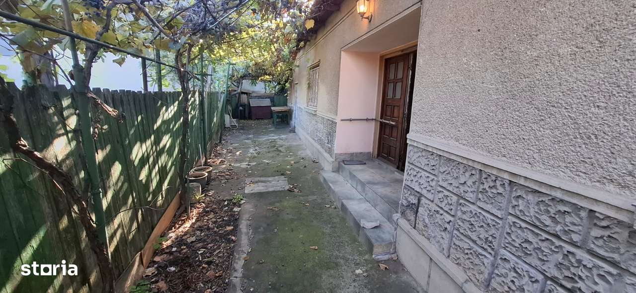 Zona Anda Casa 3 camere , teren 431mp-1