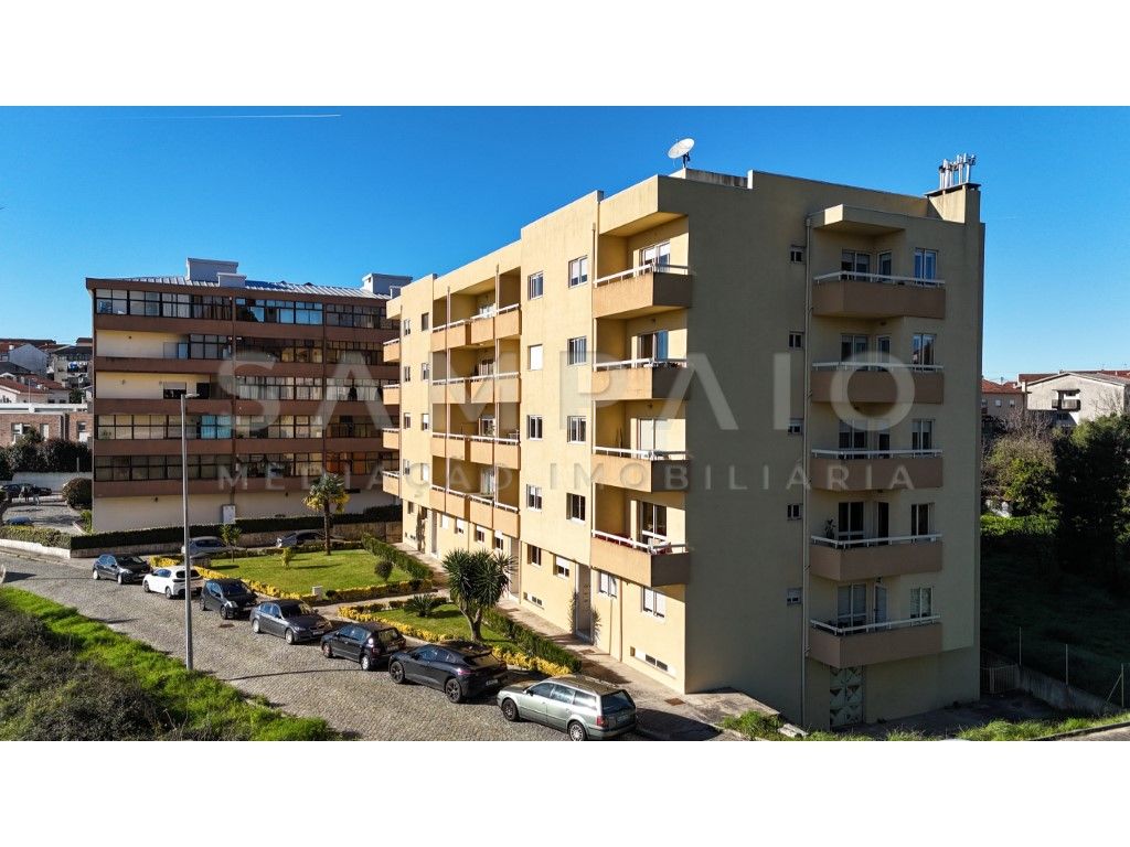 Apartamento T3- São Cosme