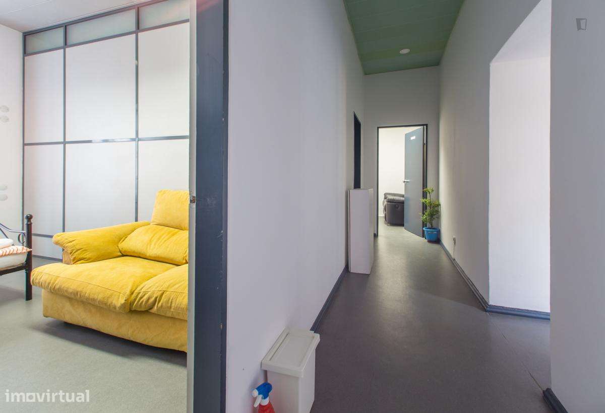 Quarto - localizado em Martim Moniz Lisbon - Grande imagem: 3/10