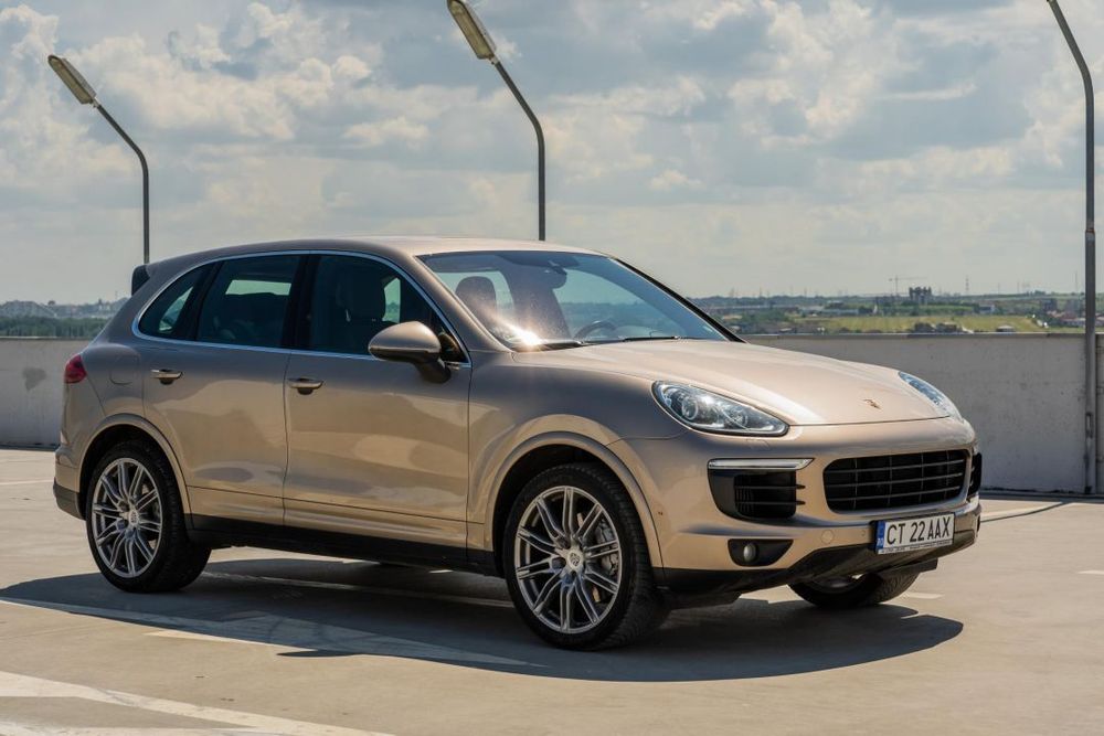Porsche Cayenne 4.2 L S 2016