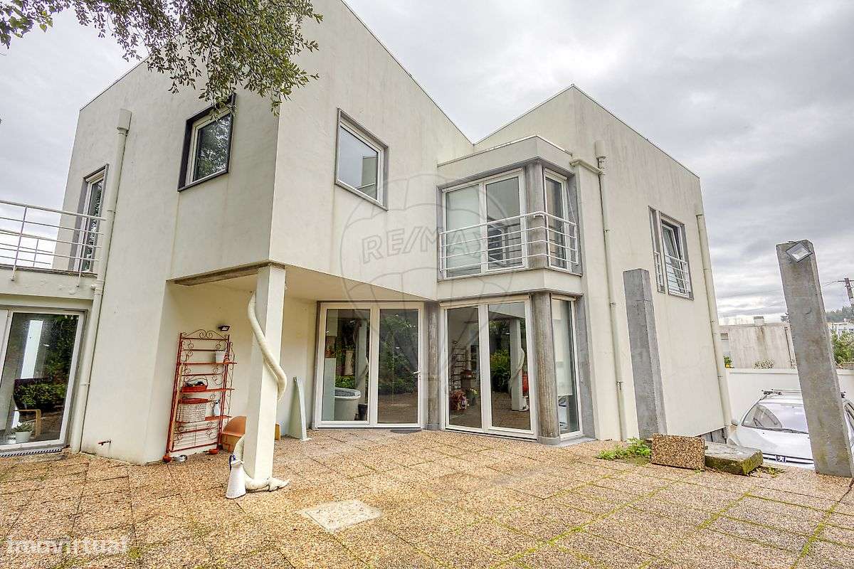 Moradia T5 para venda - Grande imagem: 2/30