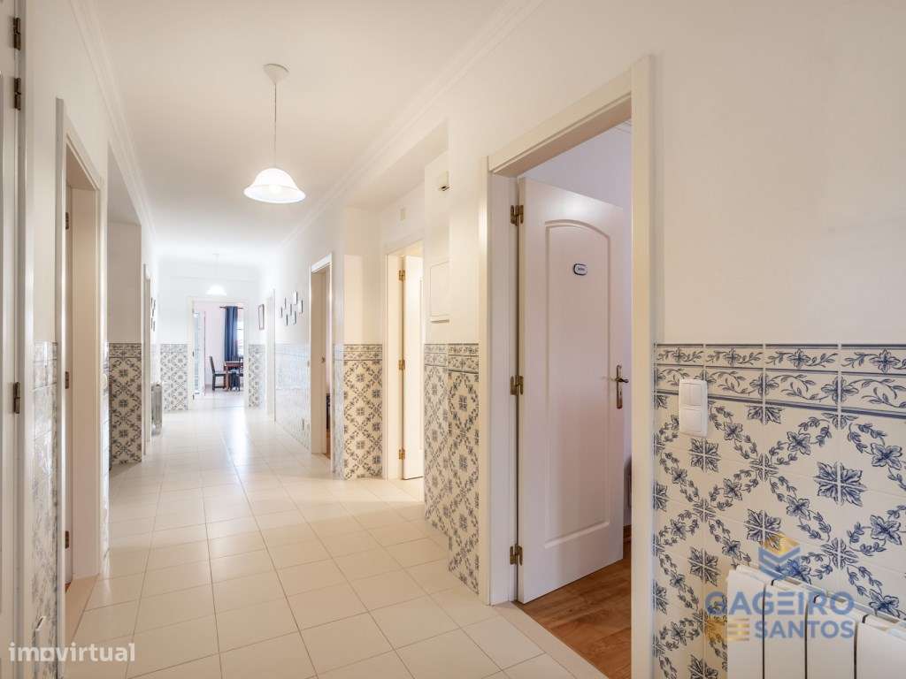 Moradia independente 3 quartos em Salir do Porto com vista para a Baía - Grande imagem: 5/32