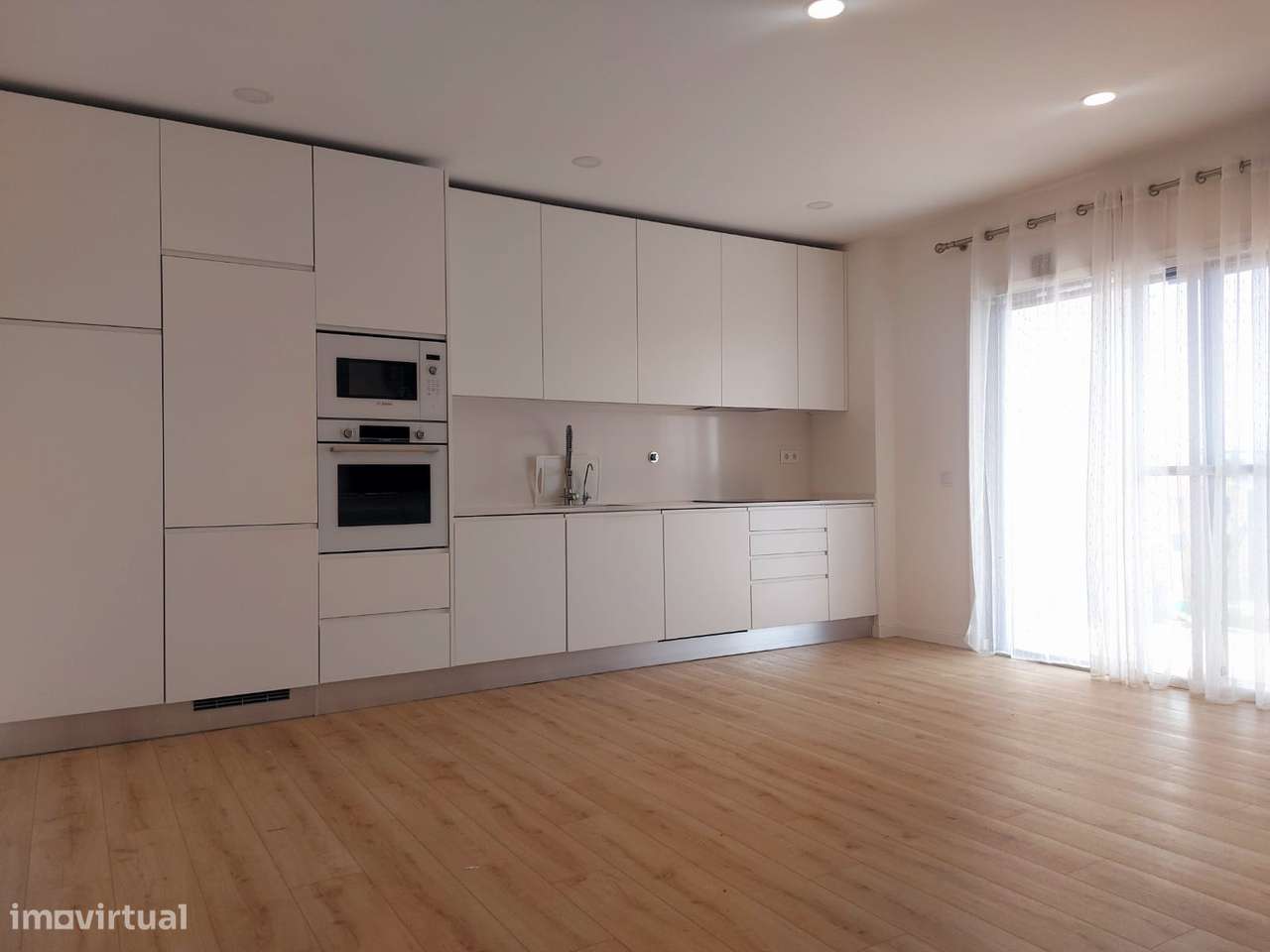 Apartamento Semi-Novo - Ferreiras-21
