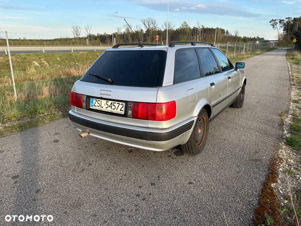 Audi 80 Avant 2.0 E - 6