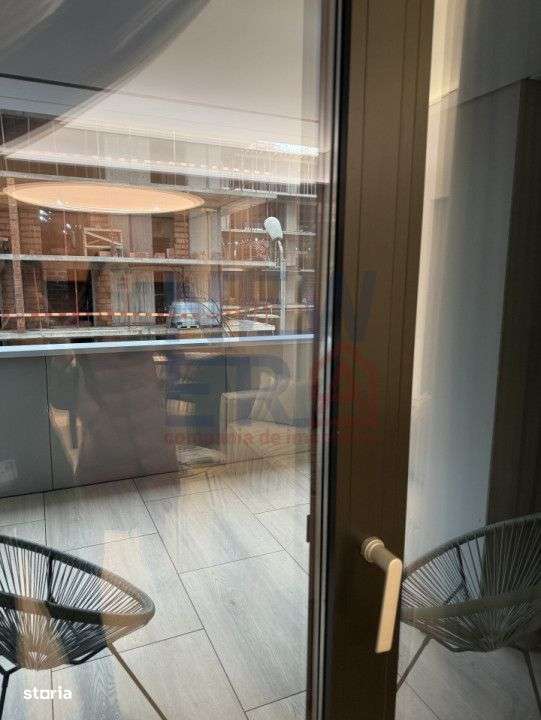 Vanzare apartament cu 3 camere-10