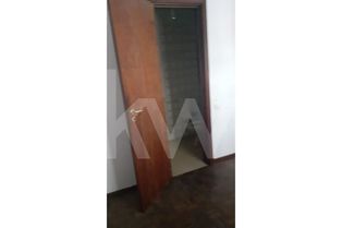 * Apartamento de Tipologia T4 em Alvalade * Recuperação Total * - Grande imagem: 2/49