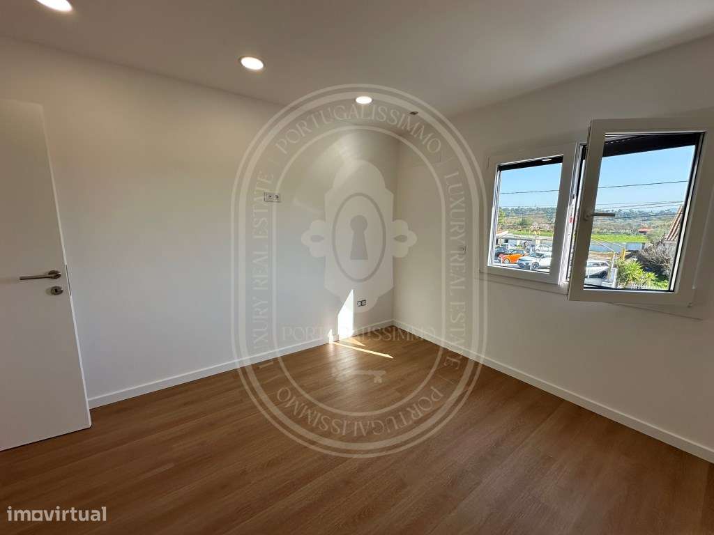 Elegante Moradia Contemporânea T4 - Conforto, Luz e Eficiência Ener...-30