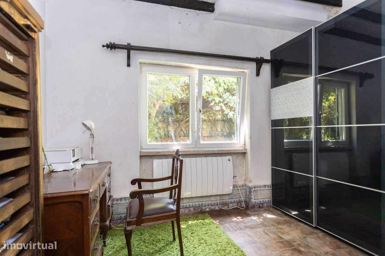 Vila de Prestígio T7+2 com 5.000 m² de Privacidade na Verdizela-15