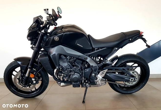 Yamaha MT - 6