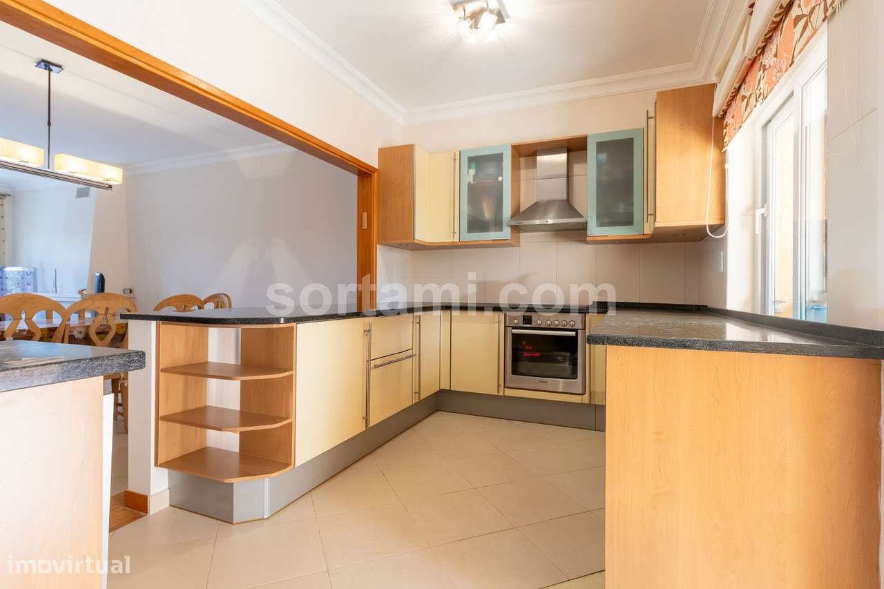 Moradia em Banda T3 Venda em Quarteira,Loulé - Grande imagem: 3/35