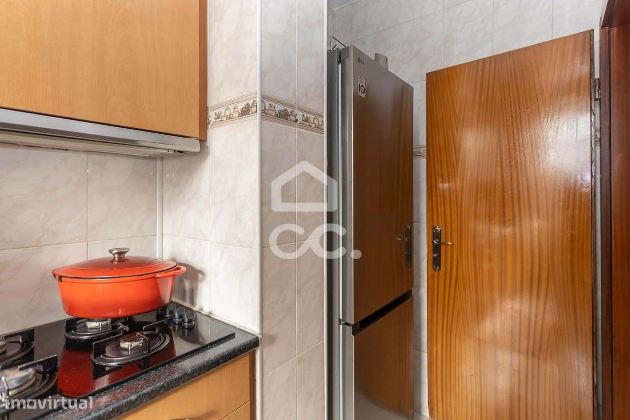 T2  Remodelado em Pote d'Água, Setúbal - Grande imagem: 3/23