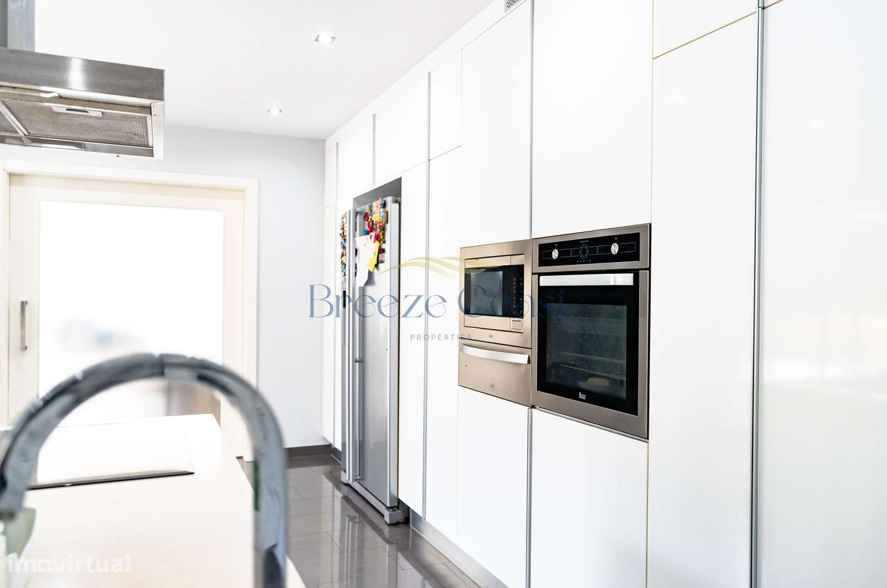 Moradia T2 com Piscina Privada e a 30m de Lisboa-25