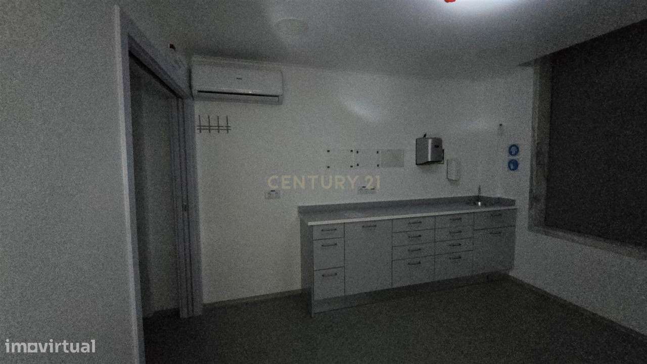 Loja em Queluz e Belas, Sintra - Oportunidade Única! - Grande imagem: 3/9