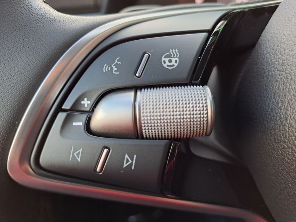 SKODA KAMIQ 1.0 TSI 115KM DRIVE, fabryczny hak, od ręki