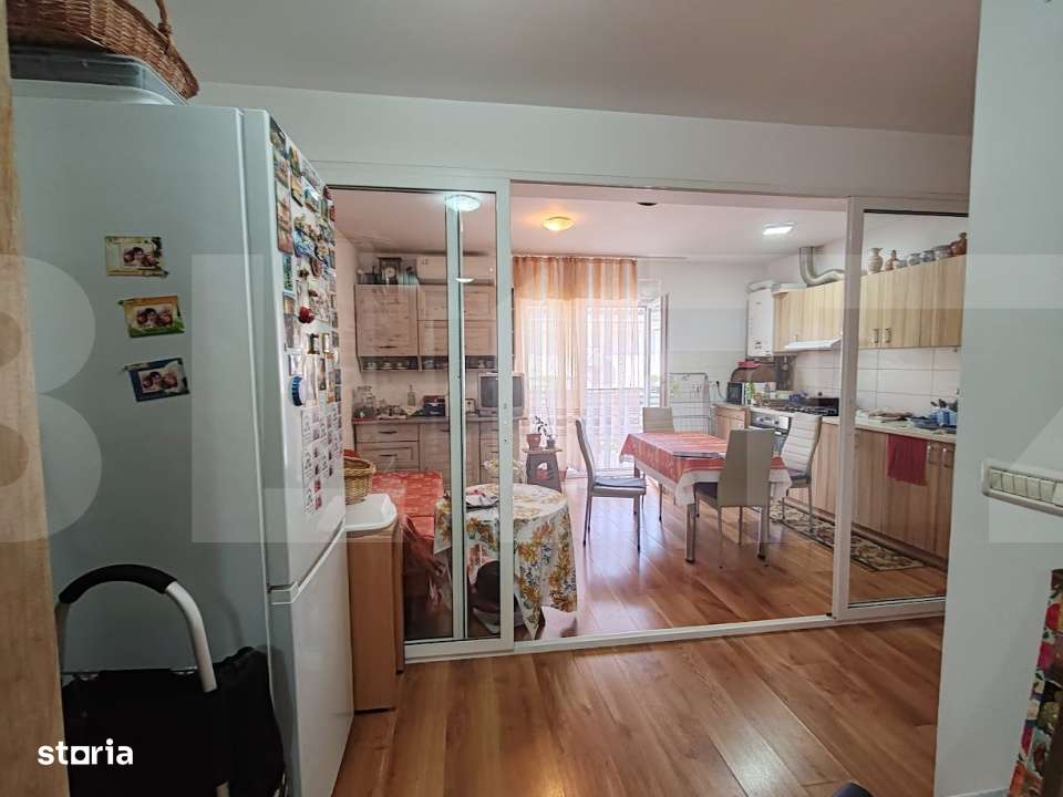 Apartament 3 camere, bloc linistit, parcare cu telecomanda, Dumbravita - Imagine principală: 3/19