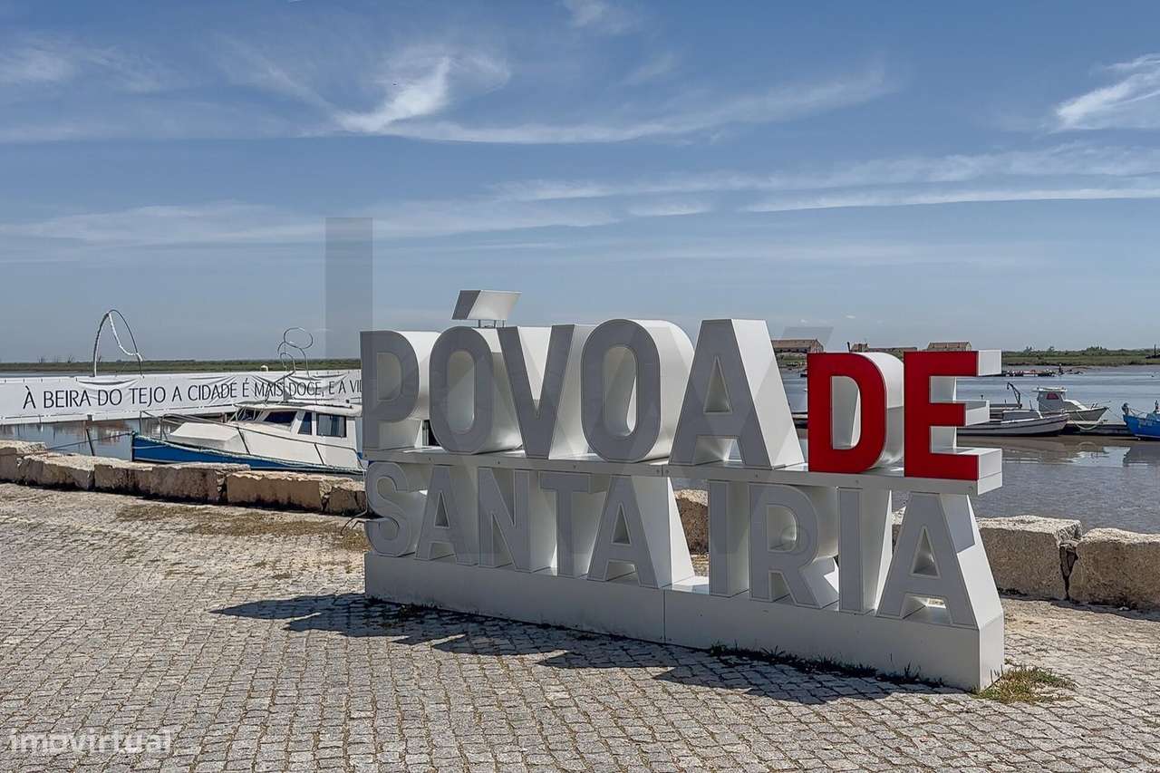 Excelente T2 de 2024 no Riverside Residence-23