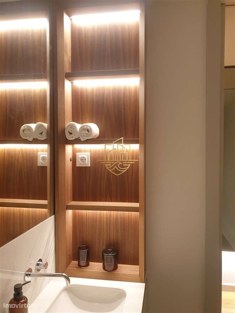Apartamento T0+1 Turnkey Premium com Garagem e Duas Varandas — Centro-20