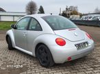 Volkswagen New Beetle 2.0 - 8