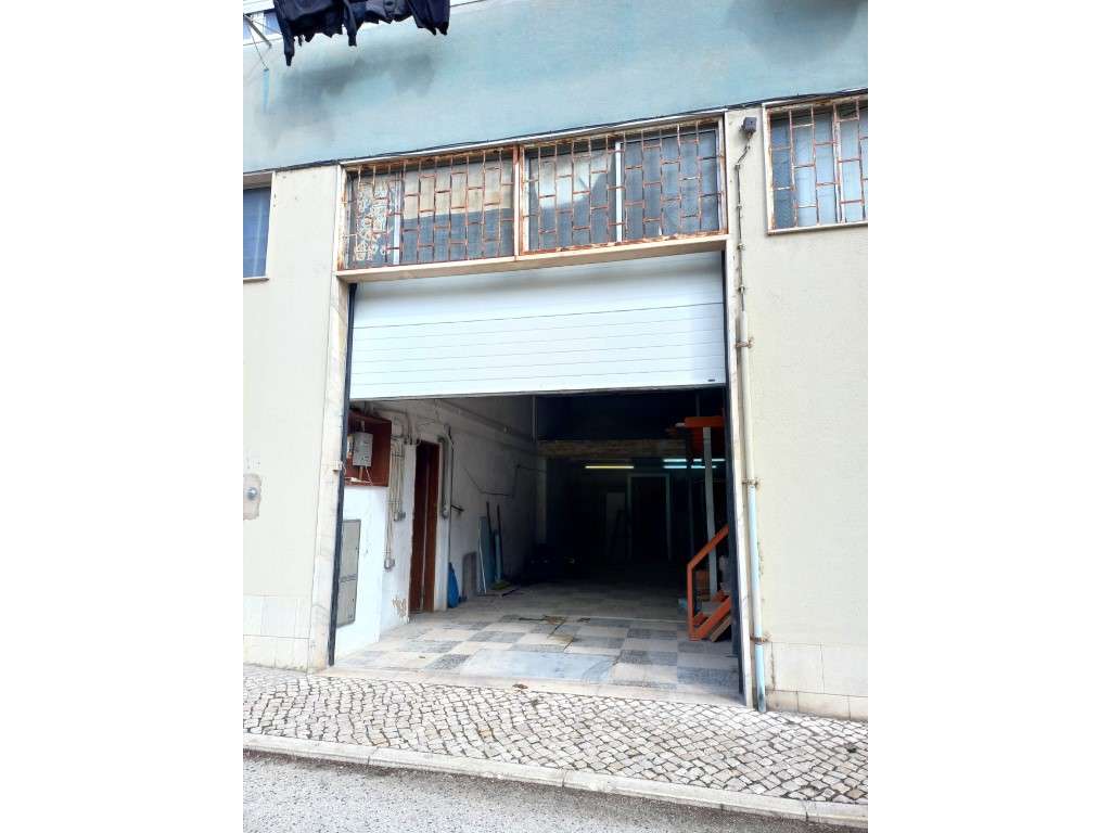 Armazém em Odivelas para Venda - Grande imagem: 3/28