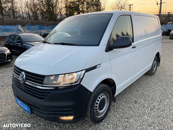 Volkswagen Transporter - 1