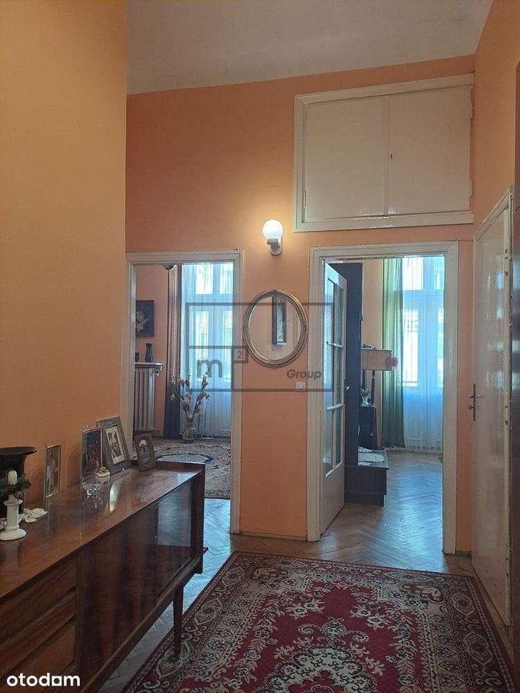 Piękna Odrestaurowana Kamienica Z Windą.-9