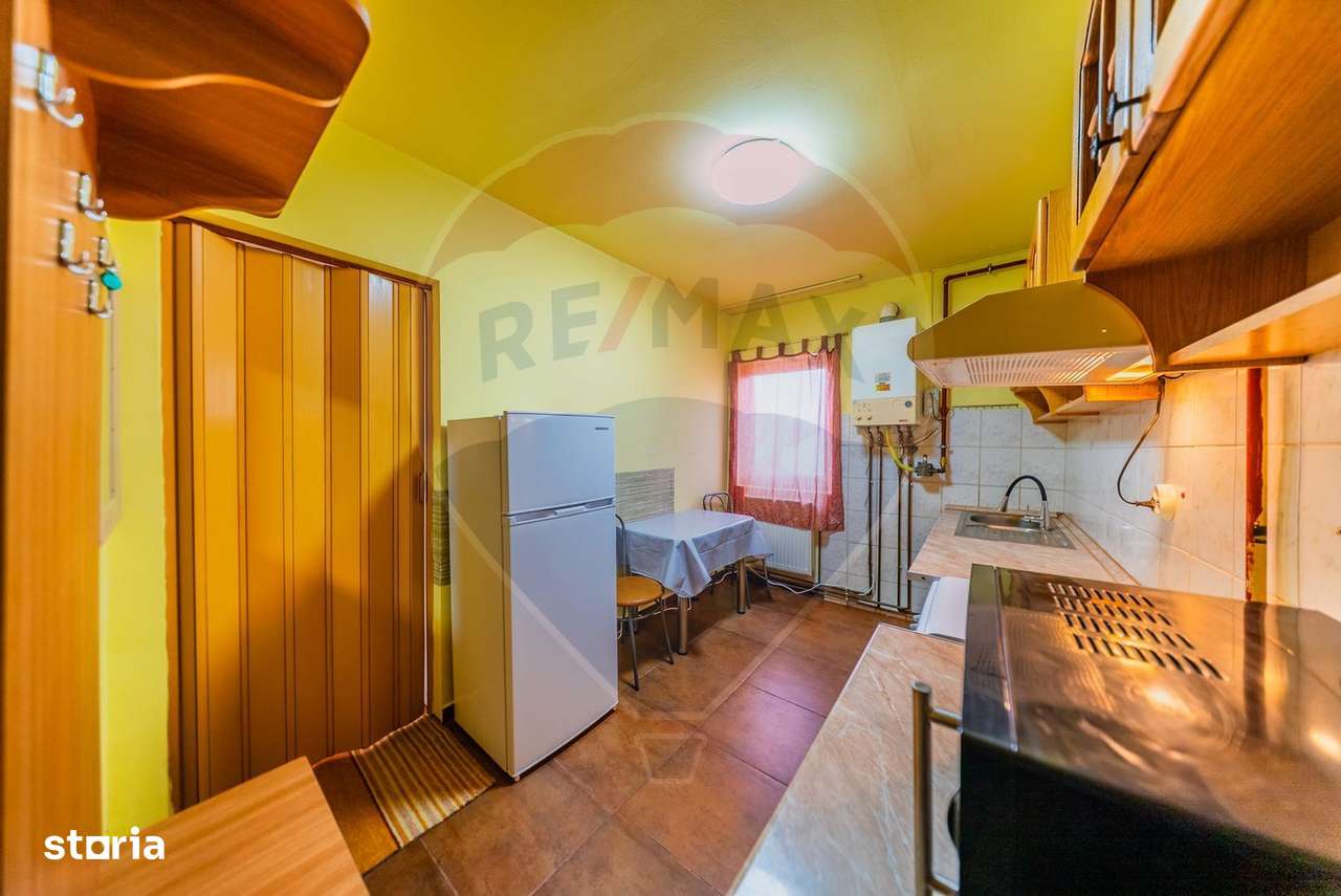 Apartament cu o camera in zona Parneava - Imagine principală: 5/8