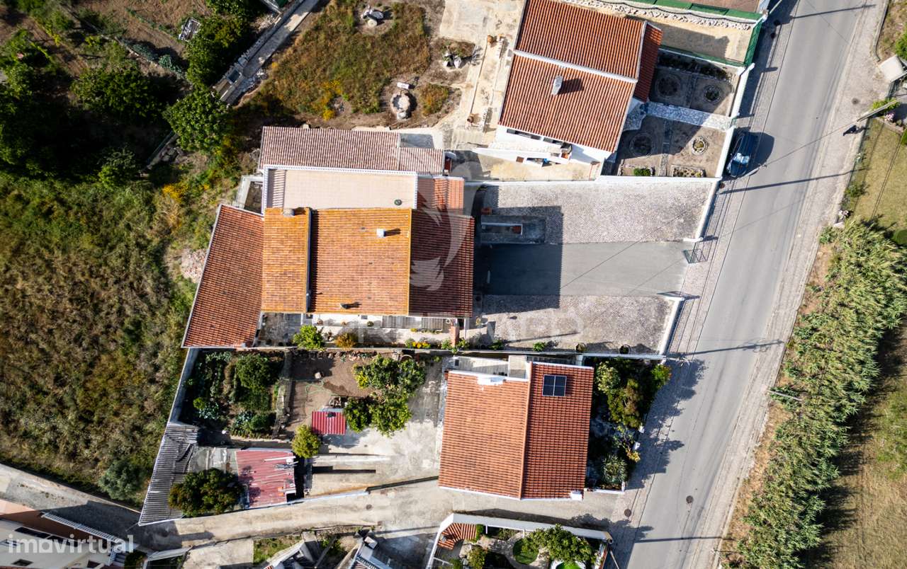 Moradia T3 isolada com garagem - Grande imagem: 2/36