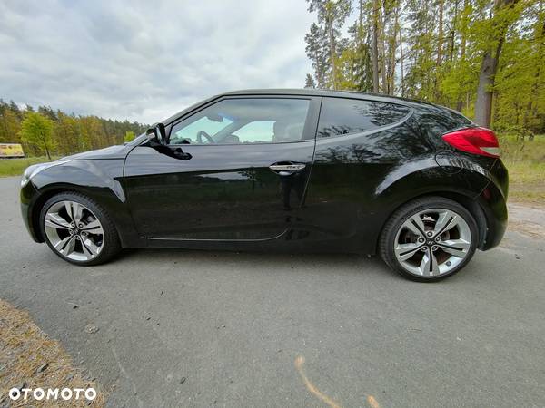 Hyundai Veloster 1.6 Premium - 21